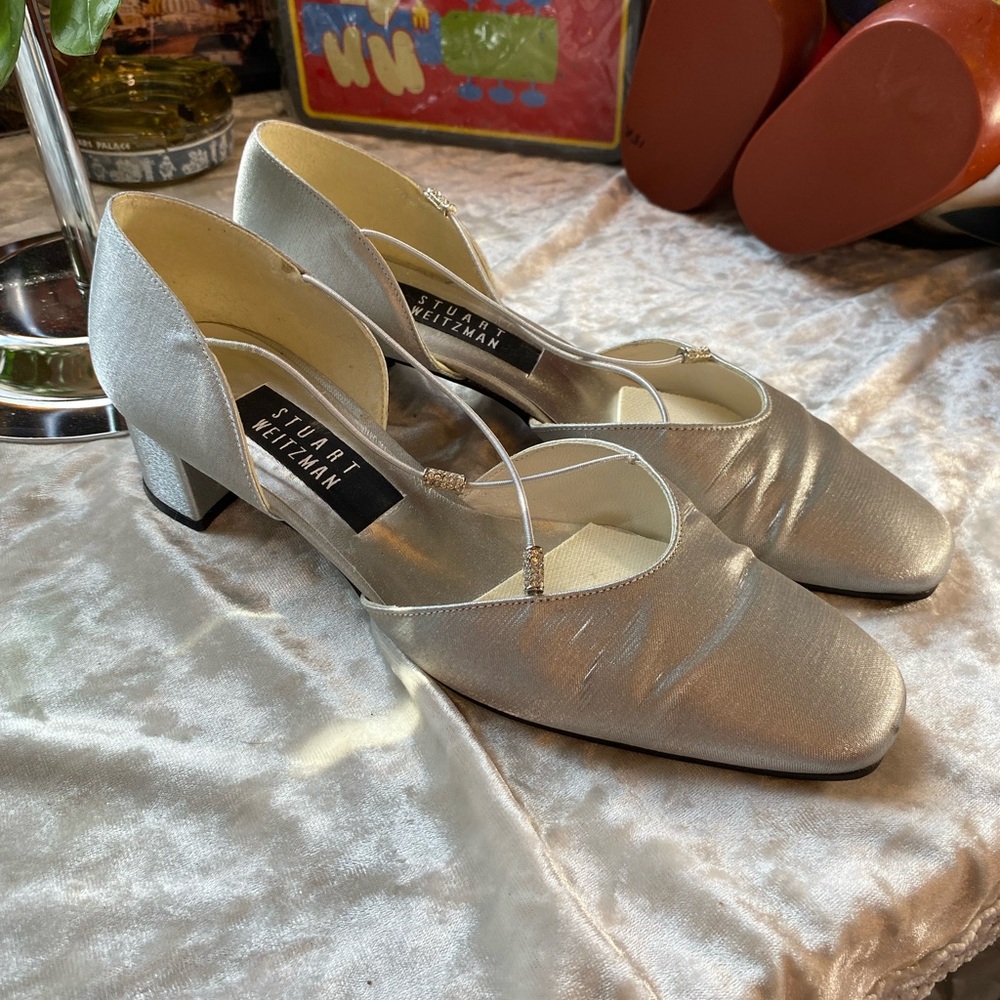 Stuart Weitzman Silver Flats Heels 🩶 (Leather Sole)